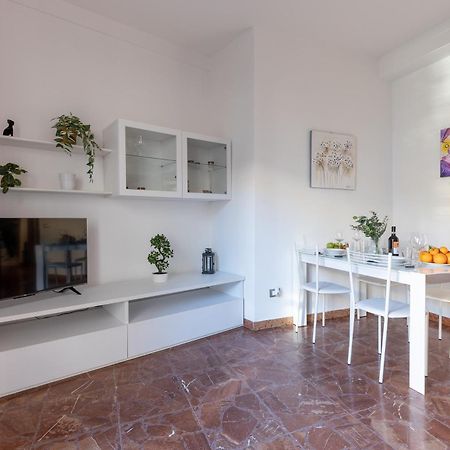Pisa Quiet And Bright Flats With Balcony Daire Dış mekan fotoğraf