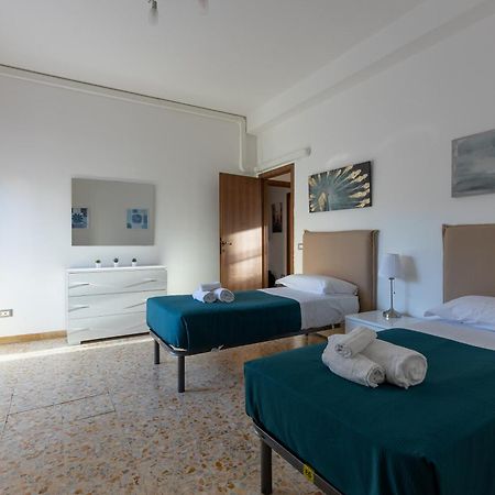 Pisa Quiet And Bright Flats With Balcony Daire Dış mekan fotoğraf