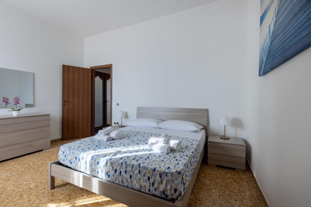 Pisa Quiet And Bright Flats With Balcony Daire Dış mekan fotoğraf