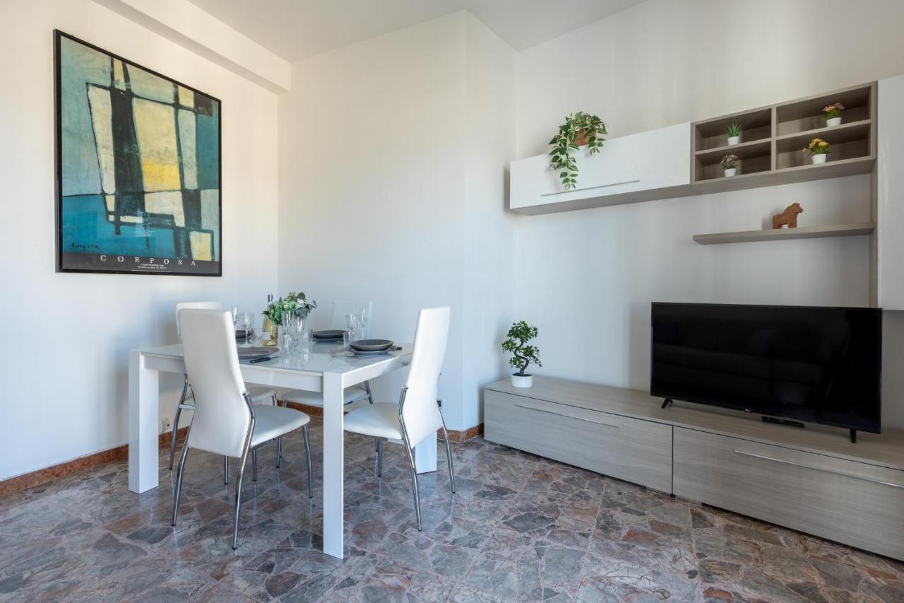 Pisa Quiet And Bright Flats With Balcony Daire Dış mekan fotoğraf
