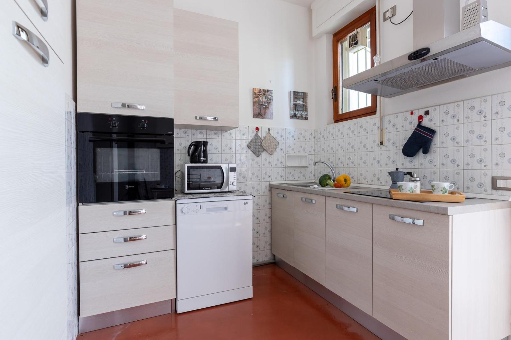 Pisa Quiet And Bright Flats With Balcony Daire Dış mekan fotoğraf